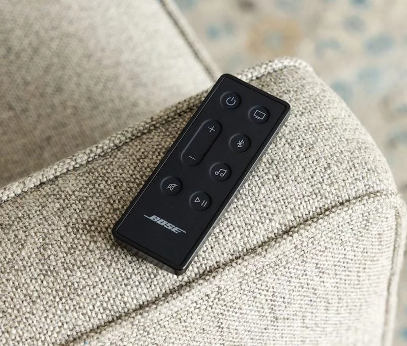 Bose Barre de Son Smart Soundbar 600 Dolby Atmos avec Alexa intégrée,  Bluetooth - Noire & Module de Basses 500 Noir